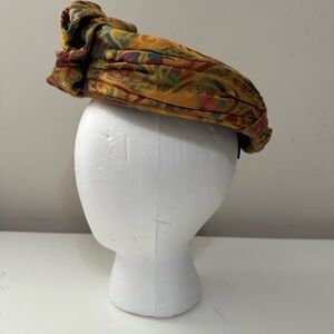 Vintage Suzanne Custom Made Millinery Fabric Pillbox Vintage Hats For Women